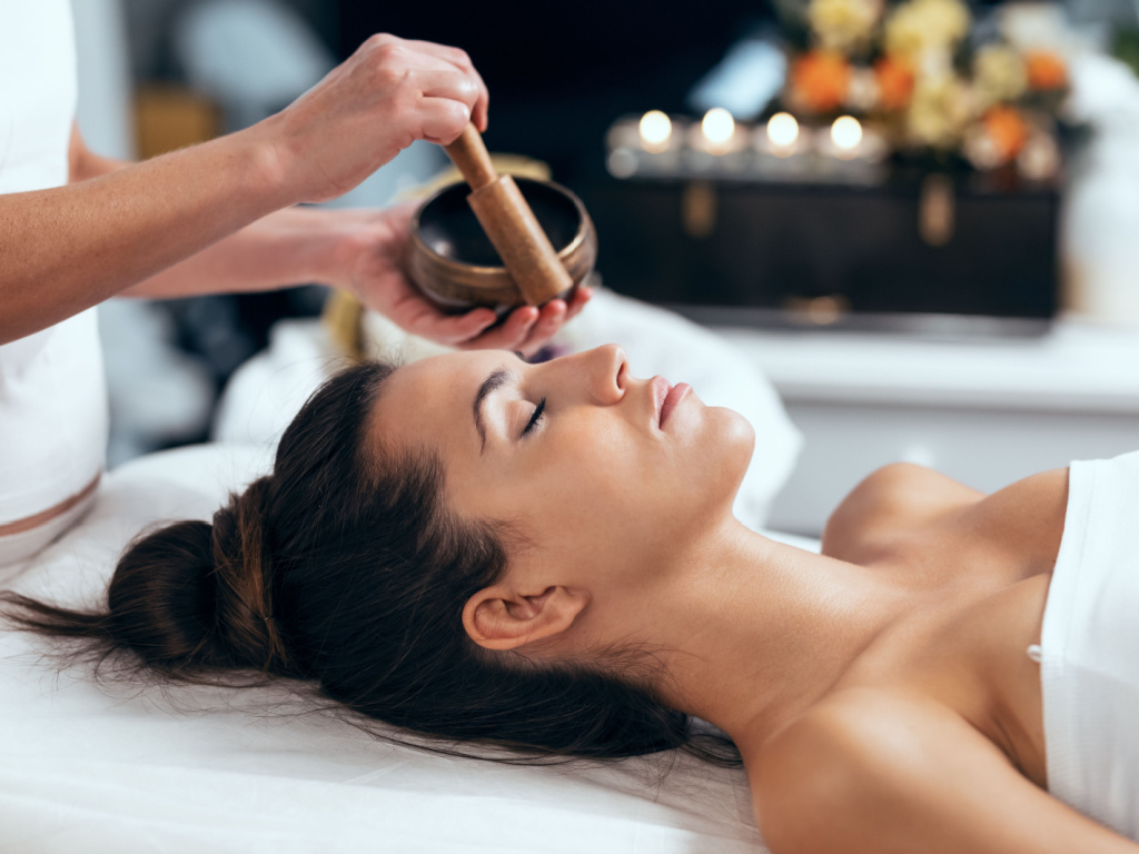 Exploring Holistic Therapies: A Journey to Wellness